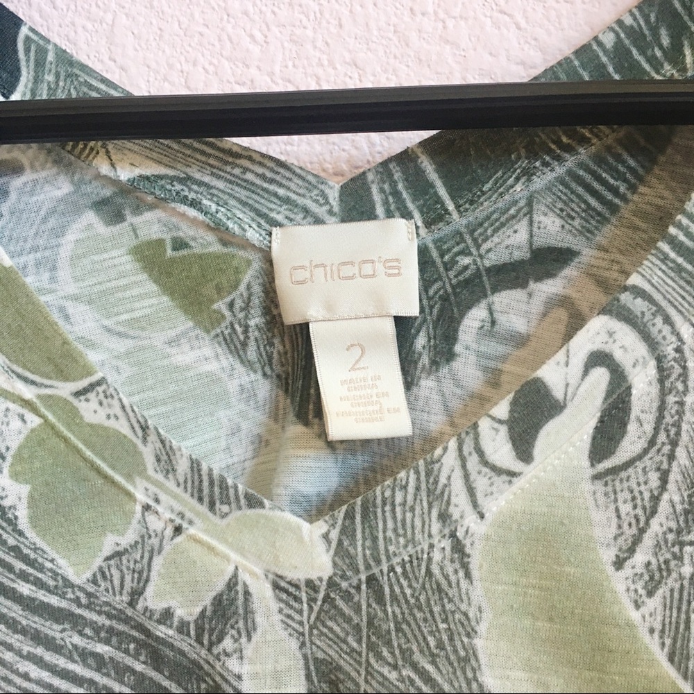 Chico’s v-neck tee with floral print - Picture 3 of 6